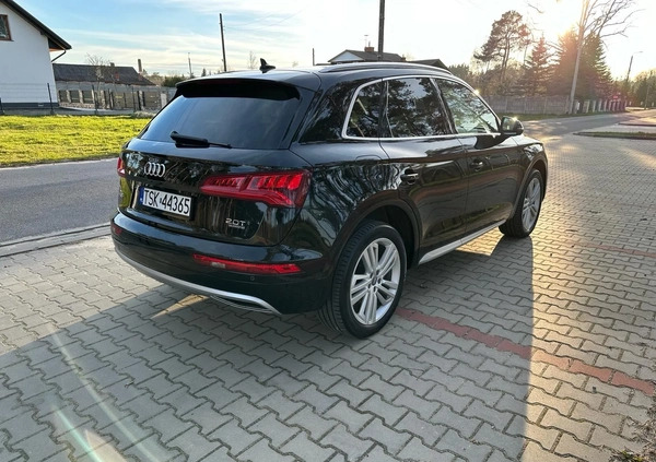 Audi Q5 cena 116000 przebieg: 117000, rok produkcji 2018 z Suchedniów małe 379